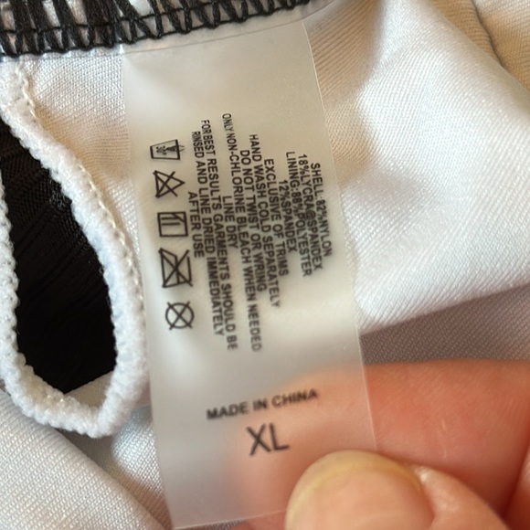 NWOT Black Ribbed One Piece Swimsuit - Picture 8 of 8